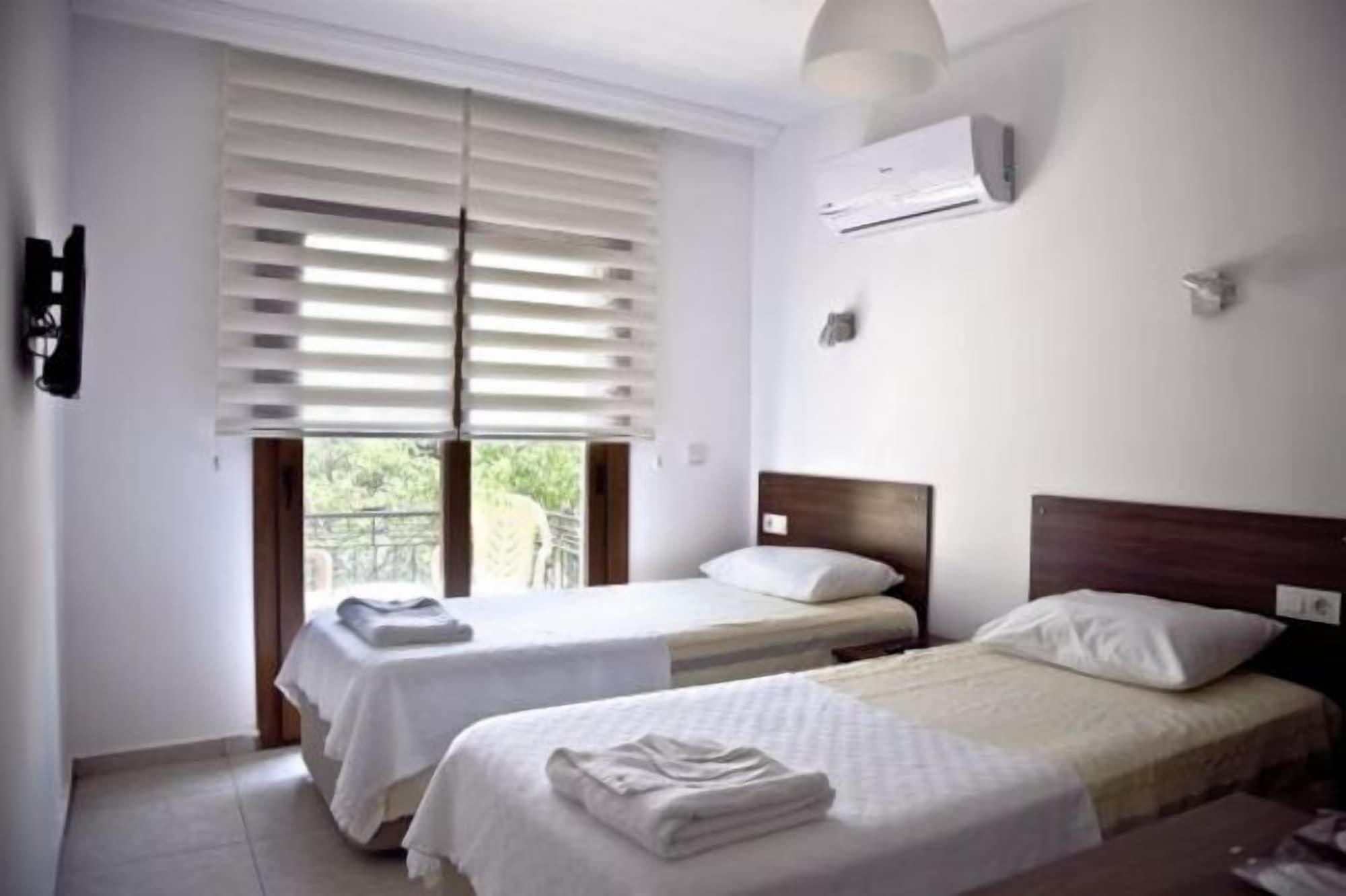 Sahin Motel & Restaurant Yaliciftlik Ngoại thất bức ảnh