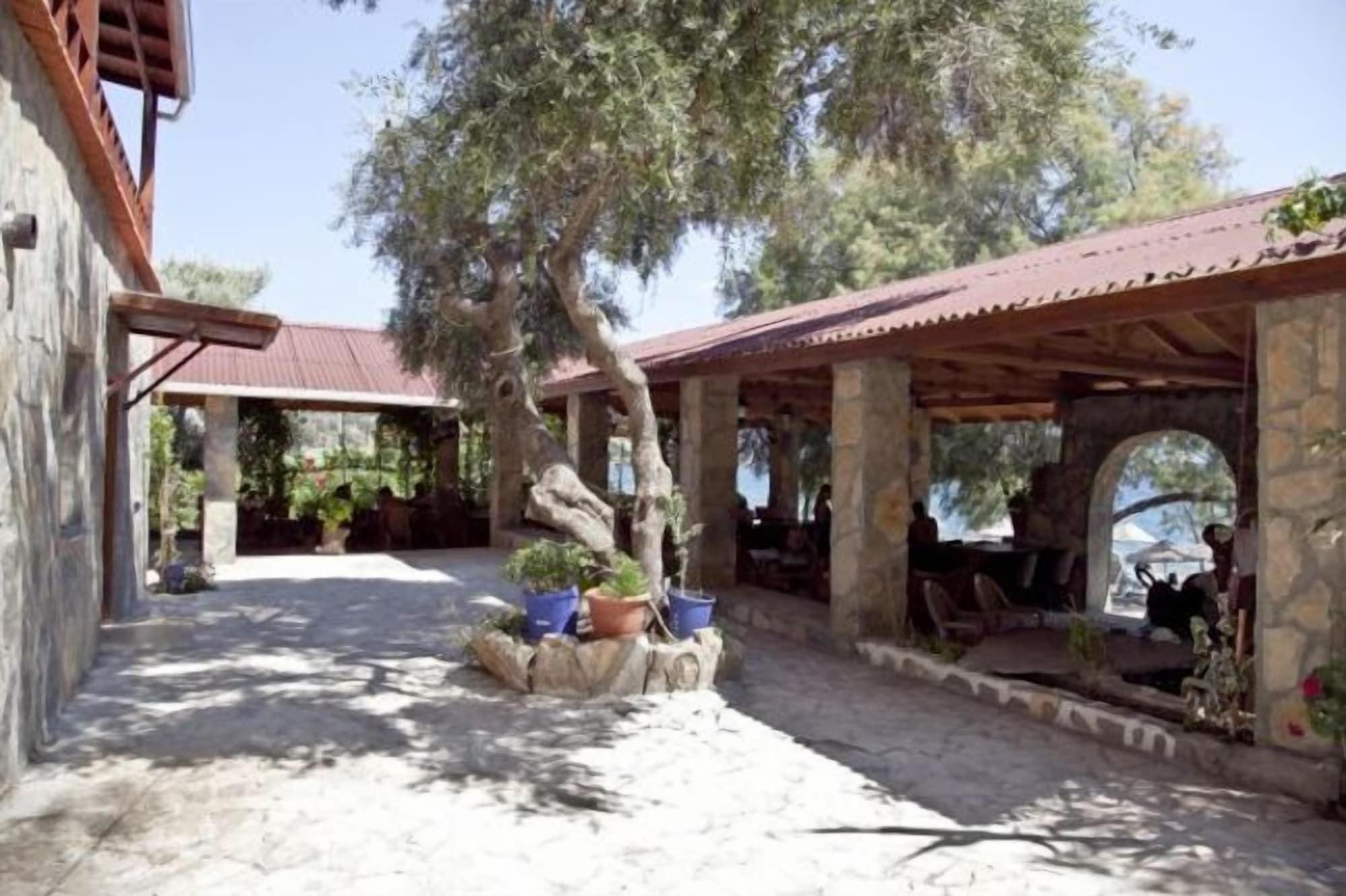 Sahin Motel & Restaurant Yaliciftlik Ngoại thất bức ảnh