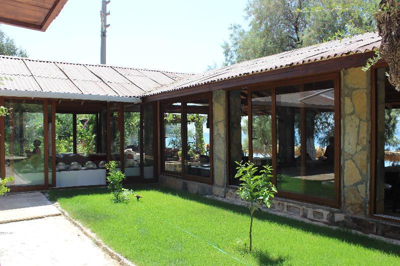 Sahin Motel & Restaurant Yaliciftlik Ngoại thất bức ảnh